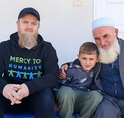 Support Our Sadaqah Jaariyah Fund DONATE TOWARDS OUR PROJECTS!! Prophet Muhammad (SAW) said: “When a man dies, his deeds come to an end except for three things: Sadaqah Jariyah (ceaseless charity); a knowledge which is beneficial, or a virtuous descendant who prays